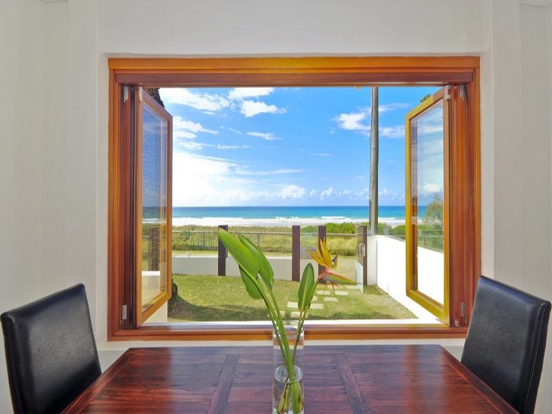 480 The Esplanade, Palm Beach QLD 4221