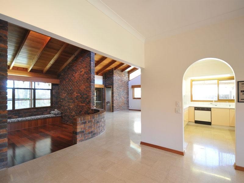 43 Westminster Boulevard, Elanora QLD 4221