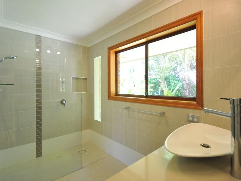 43 Westminster Boulevard, Elanora QLD 4221