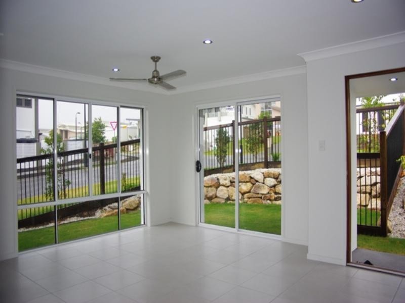 1/18 Worchester Terrace, Reedy Creek QLD 4227