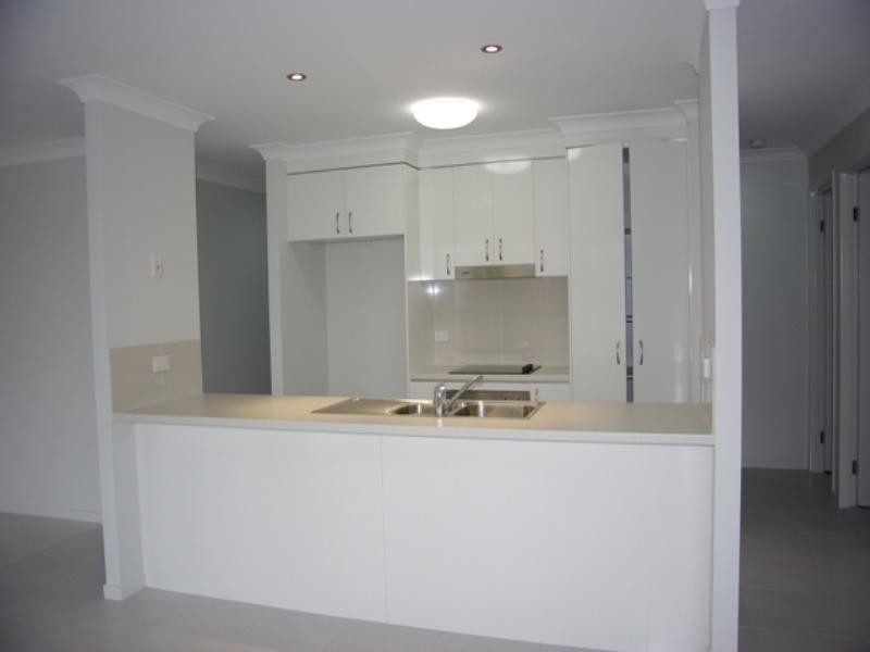 1/18 Worchester Terrace, Reedy Creek QLD 4227