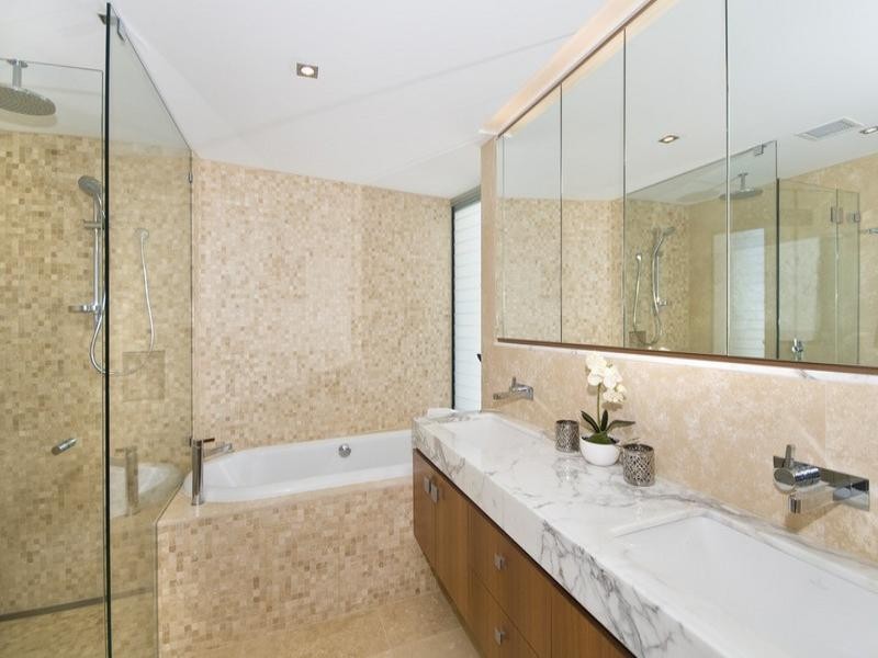 1 Twenty Seventh Ave ‘Frangipani’, Palm Beach QLD 4221