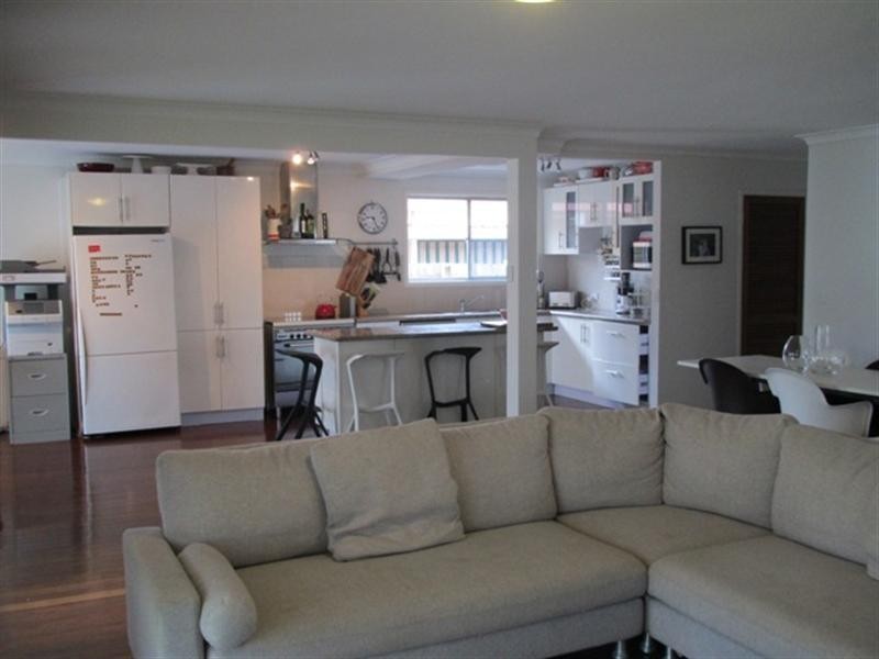 88 Petrel Avenue, Mermaid Beach QLD 4218