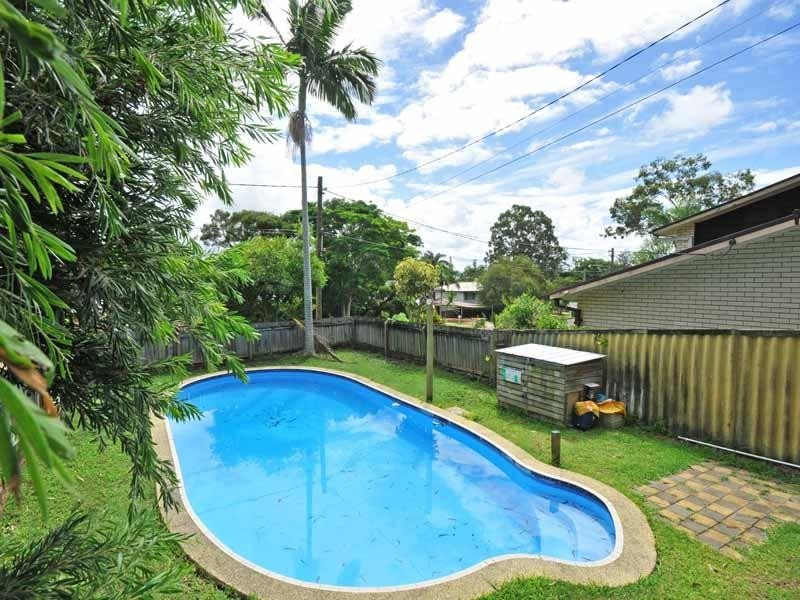 51 Bunyip Street, Burleigh Heads QLD 4220