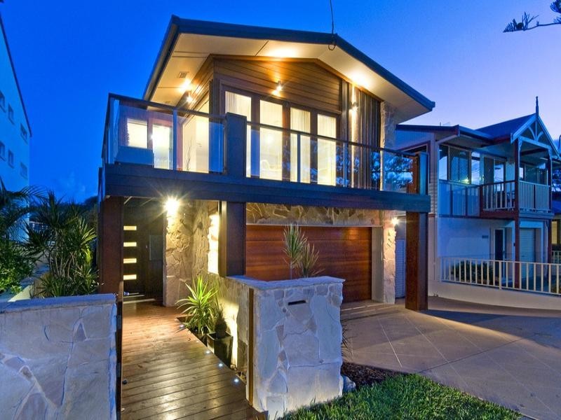 12 Tomewin Street, Currumbin QLD 4223