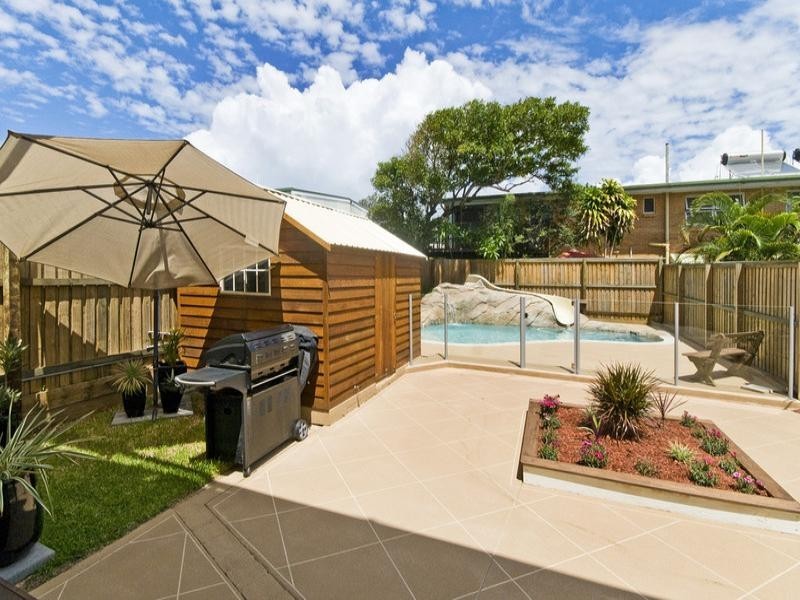 12 Tomewin Street, Currumbin QLD 4223