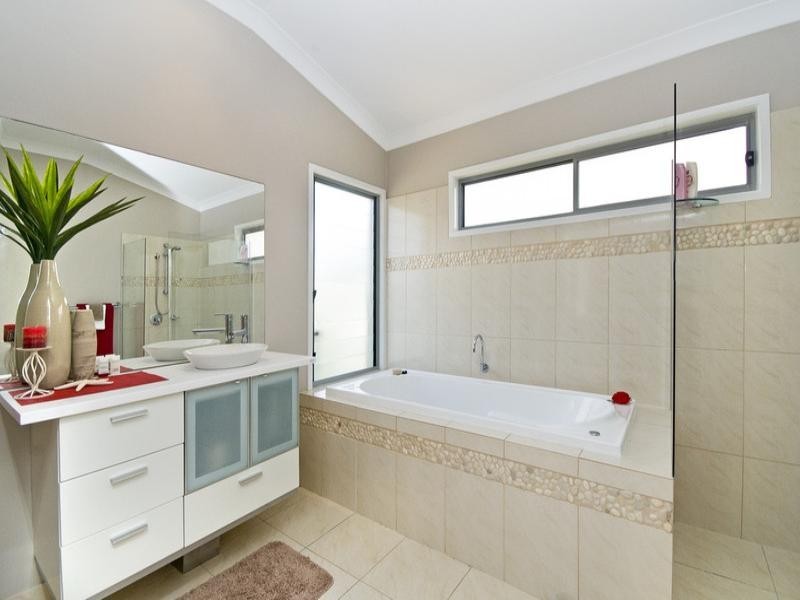 12 Tomewin Street, Currumbin QLD 4223