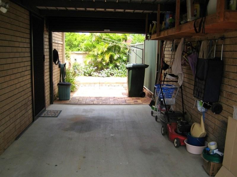 13 ‘Ivans Courts’, 3 Duet Drive, Mermaid Waters QLD 4218