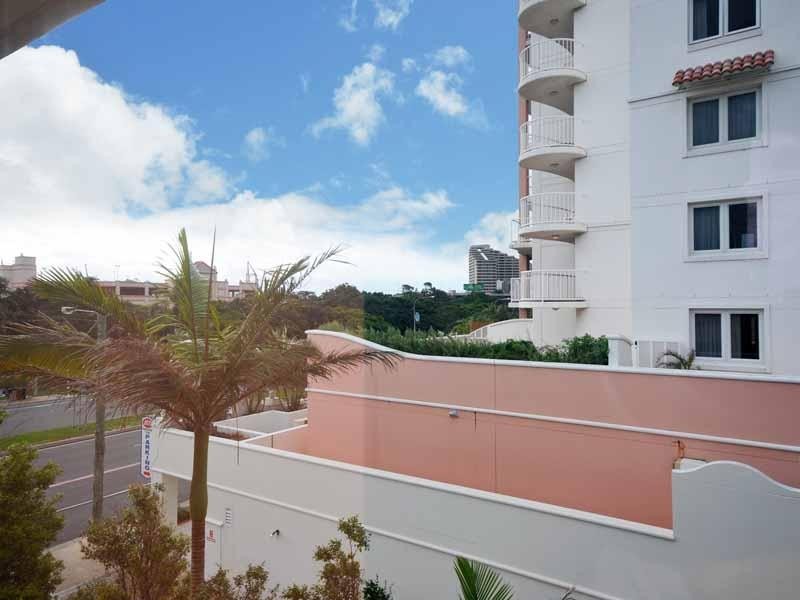 12 ‘Alexandra Place’, 2619 Gold Coast Highway, Broadbeach QLD 4218