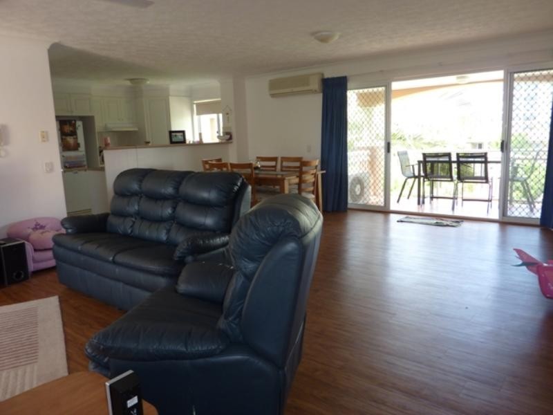 17 ‘Chev-elle’ 78 Stanhill Drive, Surfers Paradise QLD 4217