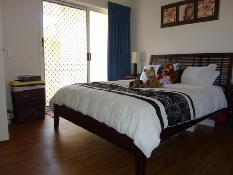 17 ‘Chev-elle’ 78 Stanhill Drive, Surfers Paradise QLD 4217