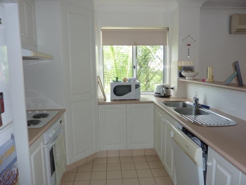 17 ‘Chev-elle’ 78 Stanhill Drive, Surfers Paradise QLD 4217