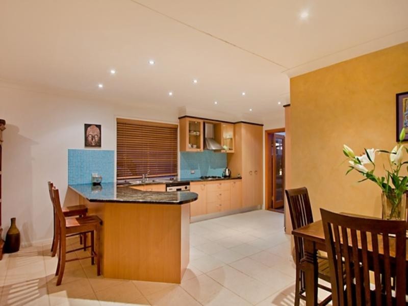 26 Aruma Avenue, Burleigh Waters QLD 4220