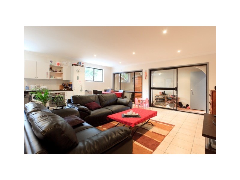 176 Currumbin Creek Road, Currumbin Waters QLD 4223