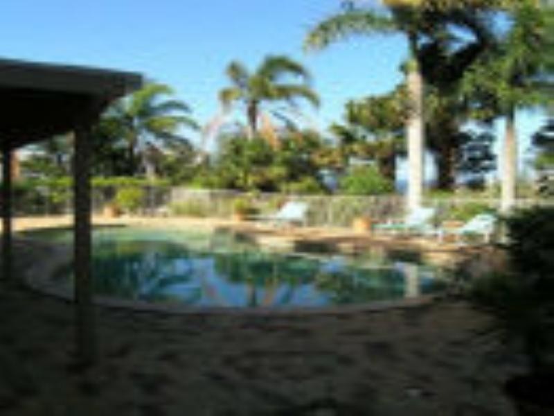 4/14 Brake Street, Burleigh Heads QLD 4220