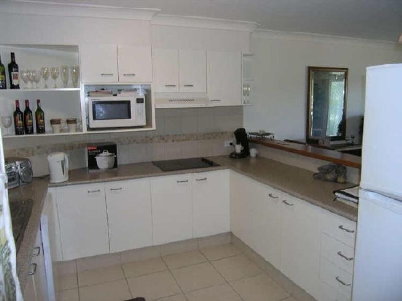 4/14 Brake Street, Burleigh Heads QLD 4220