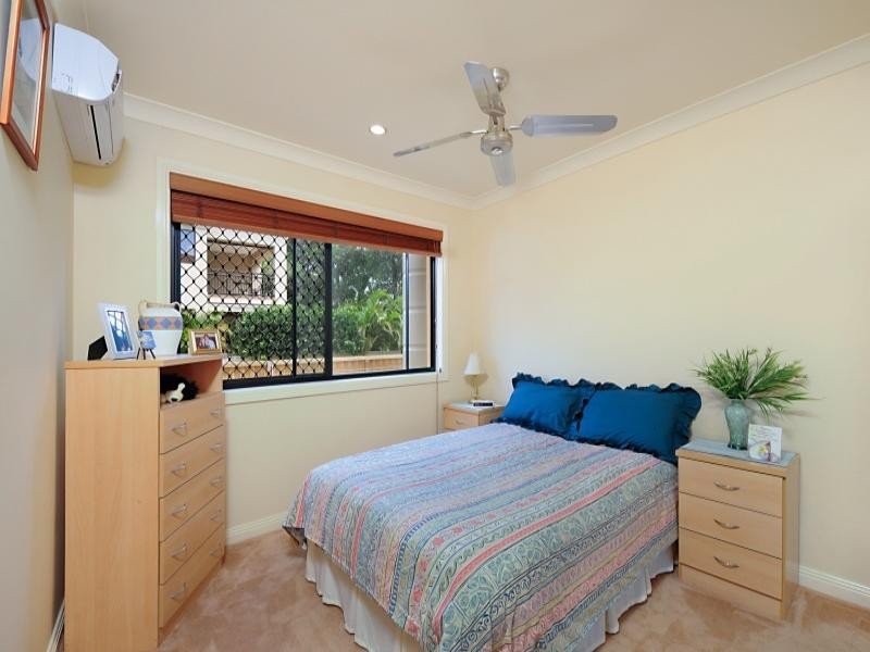 1/28 Nobby Parade, Miami QLD 4220
