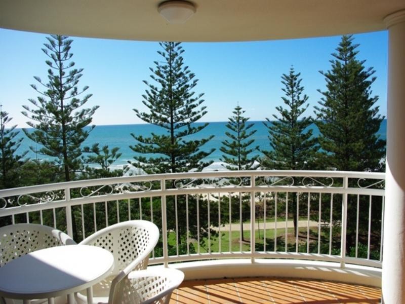 Unit 2605/222 ‘The Mediterranean Towers’ The Esplanade, Burleigh Heads QLD 4220