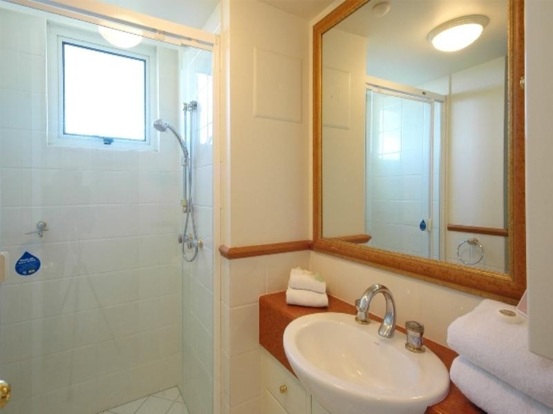 Unit 2605/222 ‘The Mediterranean Towers’ The Esplanade, Burleigh Heads QLD 4220