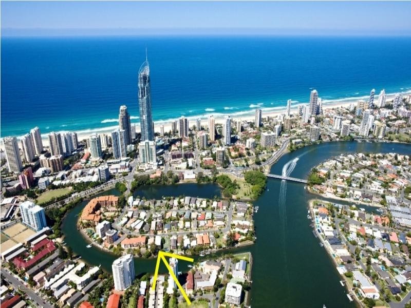2/19 Paradise Island, Surfers Paradise QLD 4217
