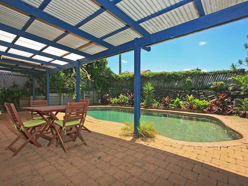6 Hibiscus Parade, Banora Point NSW 2486