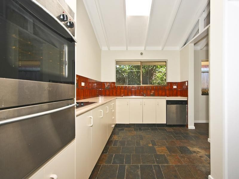 6 Hibiscus Parade, Banora Point NSW 2486