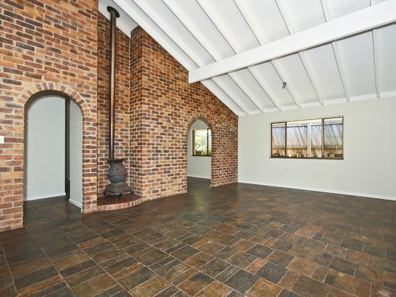 6 Hibiscus Parade, Banora Point NSW 2486