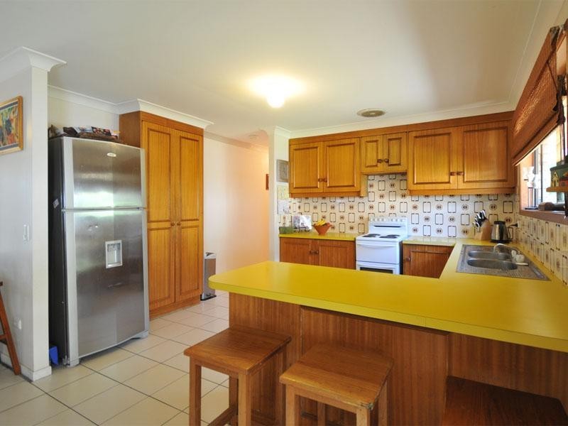 2 Japonica Drive, Palm Beach QLD 4221