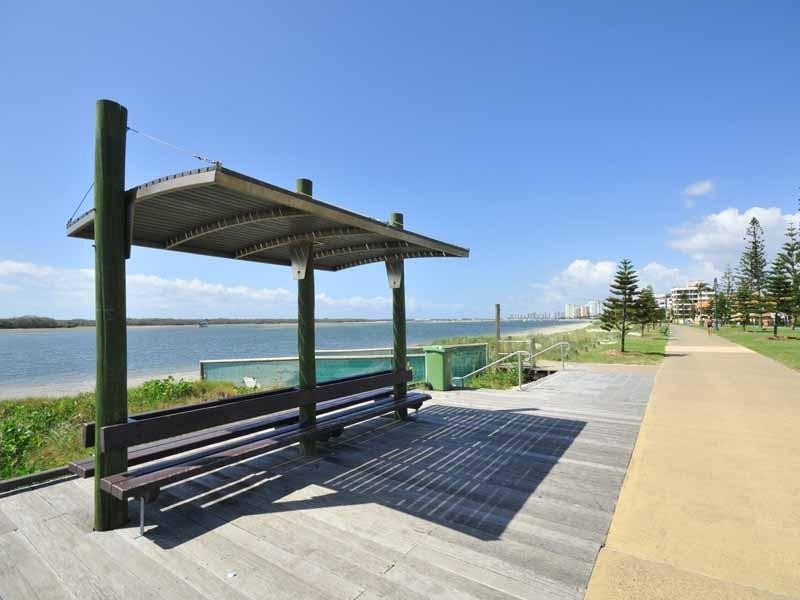 21/484 “Royal Pacific” Marine Parade, Biggera Waters QLD 4216