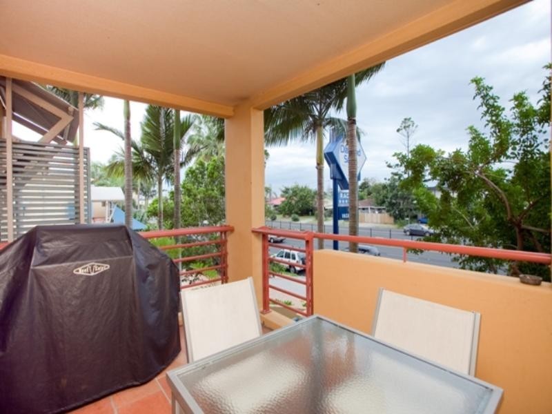 10 “Diamond Sands” 2320 Gold Coast Highway, Mermaid Beach QLD 4218