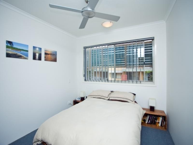 10 “Diamond Sands” 2320 Gold Coast Highway, Mermaid Beach QLD 4218