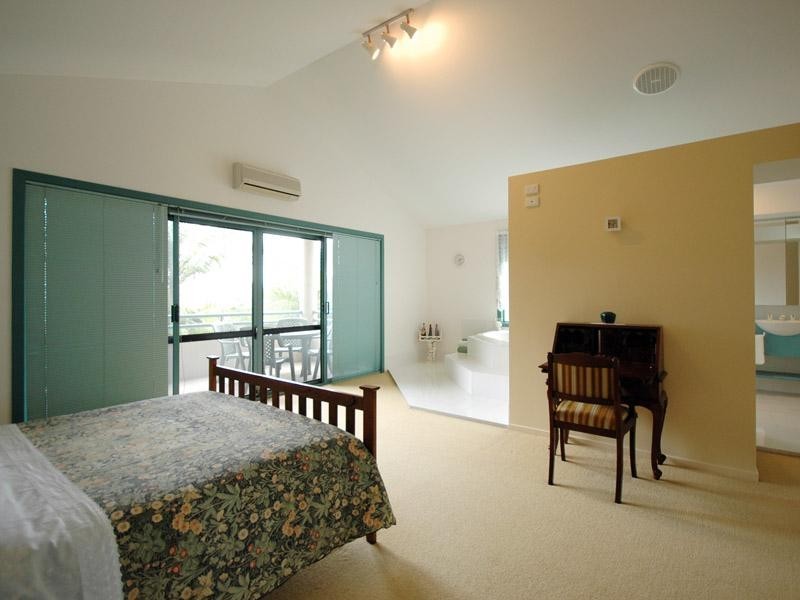 84 Blamey Drive, Currumbin QLD 4223
