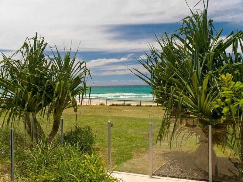 1/399 Golden Four Drive, Tugun QLD 4224