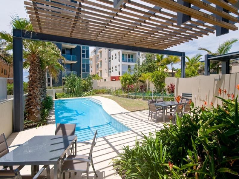 1/399 Golden Four Drive, Tugun QLD 4224