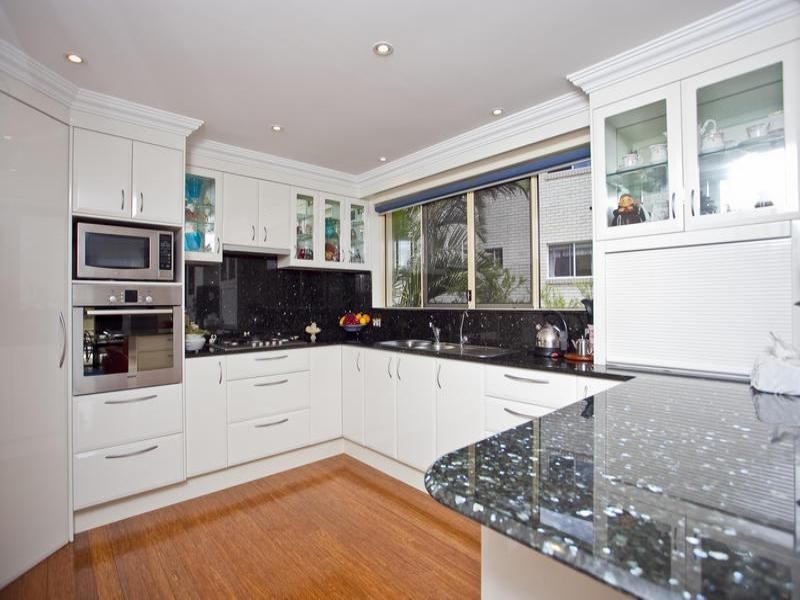 2 Murlong Crescent, Palm Beach QLD 4221