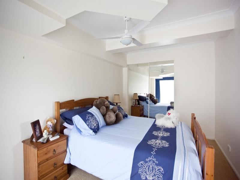 2 Murlong Crescent, Palm Beach QLD 4221