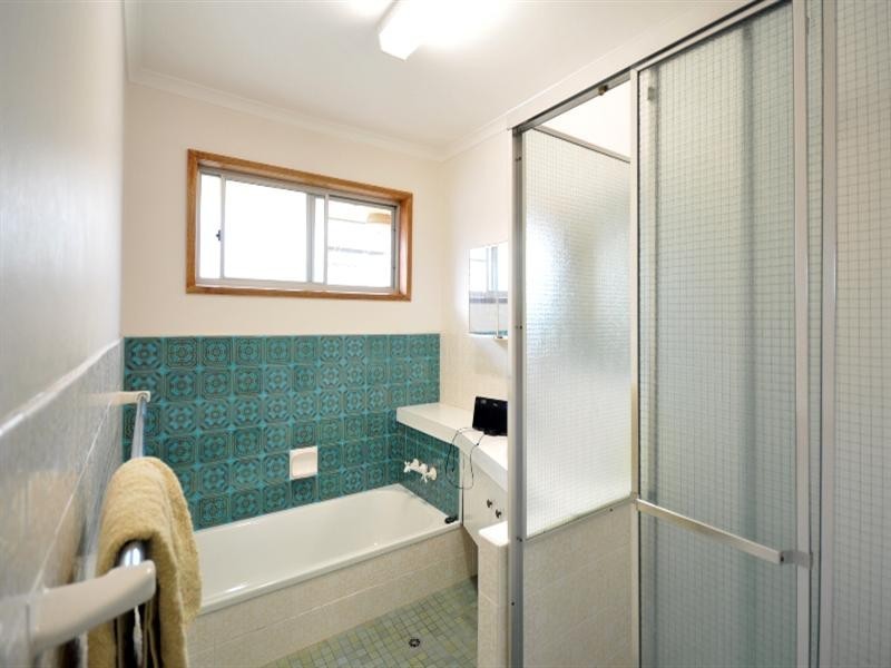 20 Dabchick Drive, Burleigh Waters QLD 4220