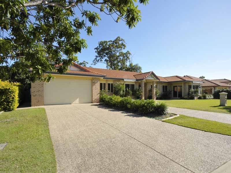 3 Forest Drive, Elanora QLD 4221