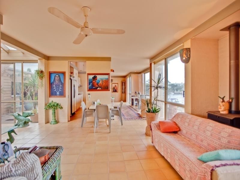 5 Daimler Drive, Bundall QLD 4217