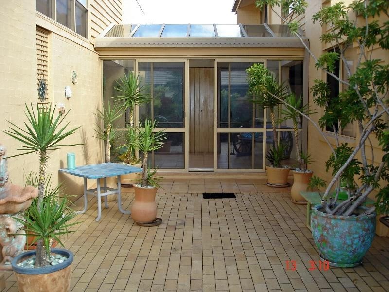 5 Daimler Drive, Bundall QLD 4217