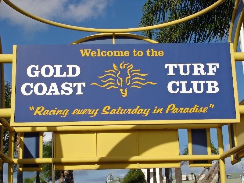 5 Daimler Drive, Bundall QLD 4217