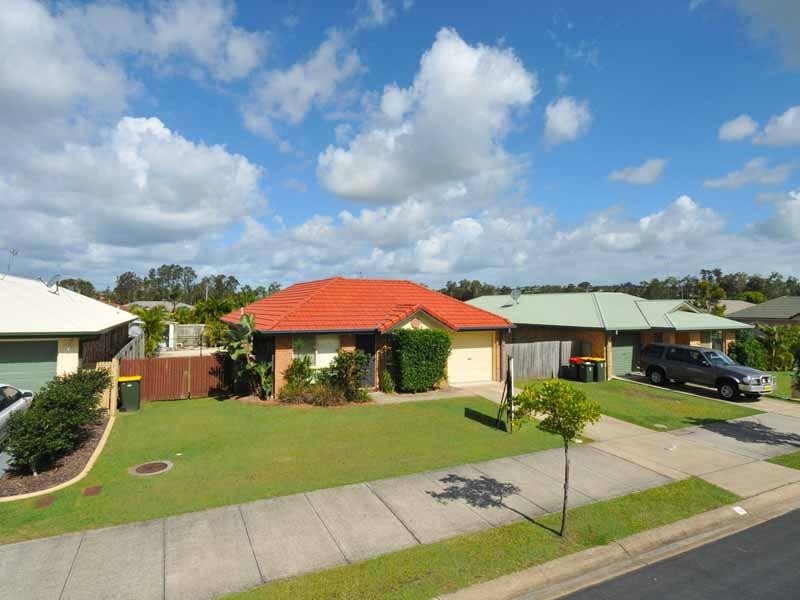 16 Stradbroke Drive, Tweed Heads South NSW 2486