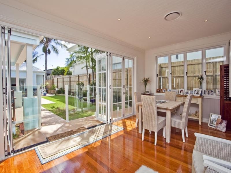 25 Thirteenth Avenue, Palm Beach QLD 4221