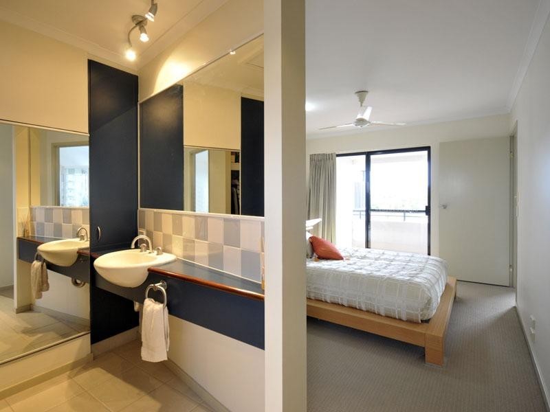 26/20 Illawong Street, Chevron Island QLD 4217