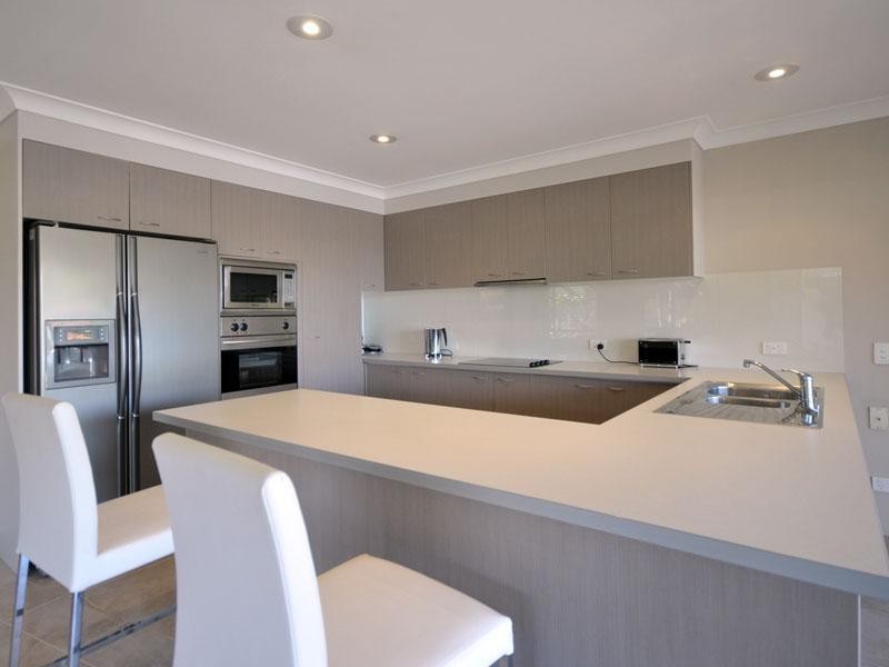 7 Carrara Road, Carrara QLD 4211
