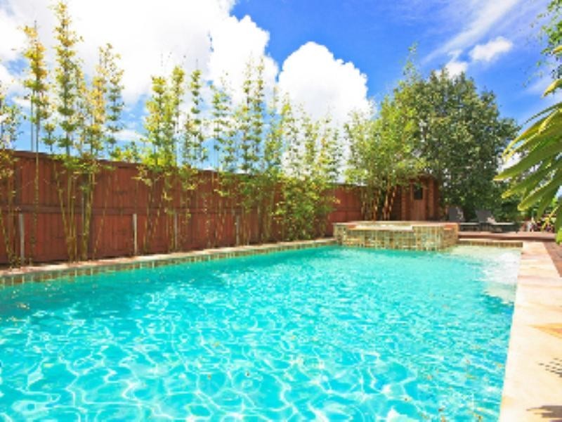 14 Avellino Drive, Varsity Lakes QLD 4227