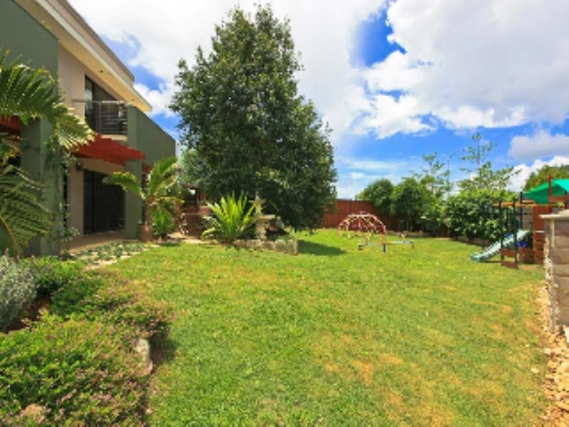 14 Avellino Drive, Varsity Lakes QLD 4227