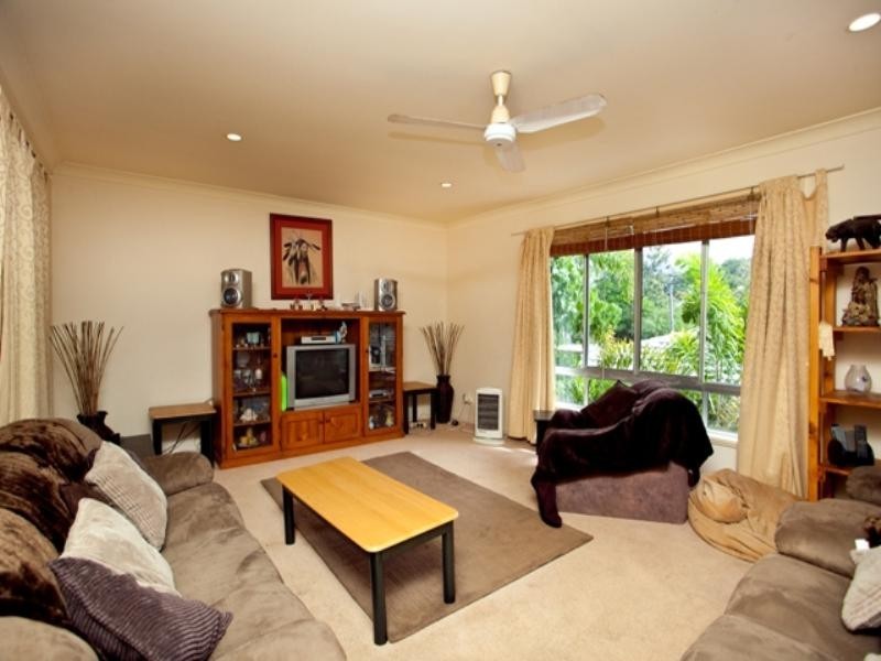 6 Beelyu Street, Burleigh Heads QLD 4220