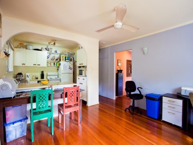 6 Beelyu Street, Burleigh Heads QLD 4220