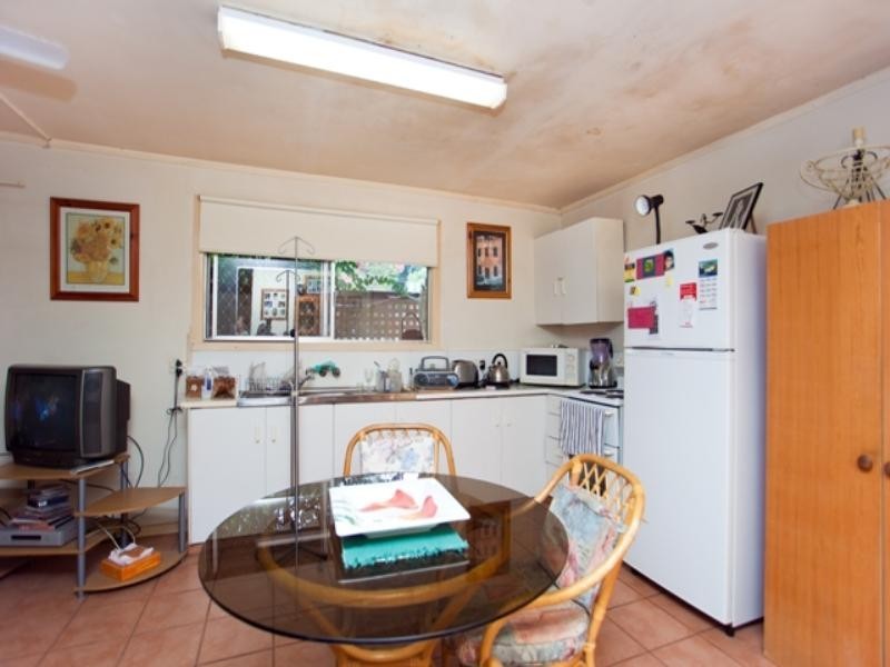 6 Beelyu Street, Burleigh Heads QLD 4220